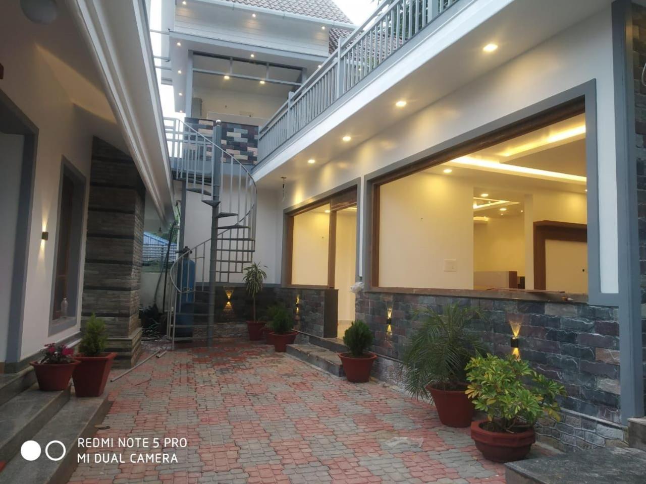 Zenha Resorts Munnar Exterior photo